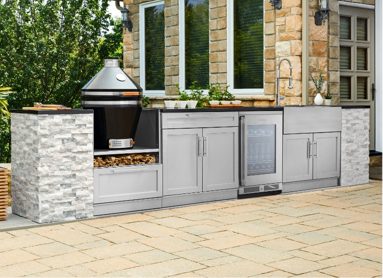 Signature Series Outdoor Kitchen